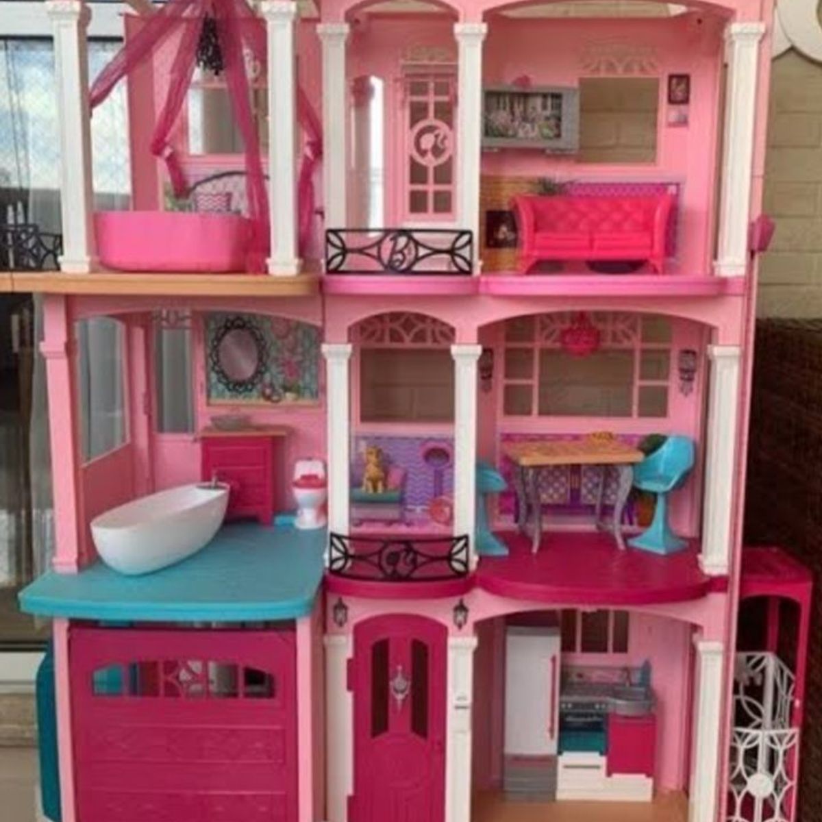 Casa da Barbie Dreamhouse, 3 Andares, Pouquissimo Usada! | Brinquedo para  Bebês Mattel Usado 33453060 | enjoei