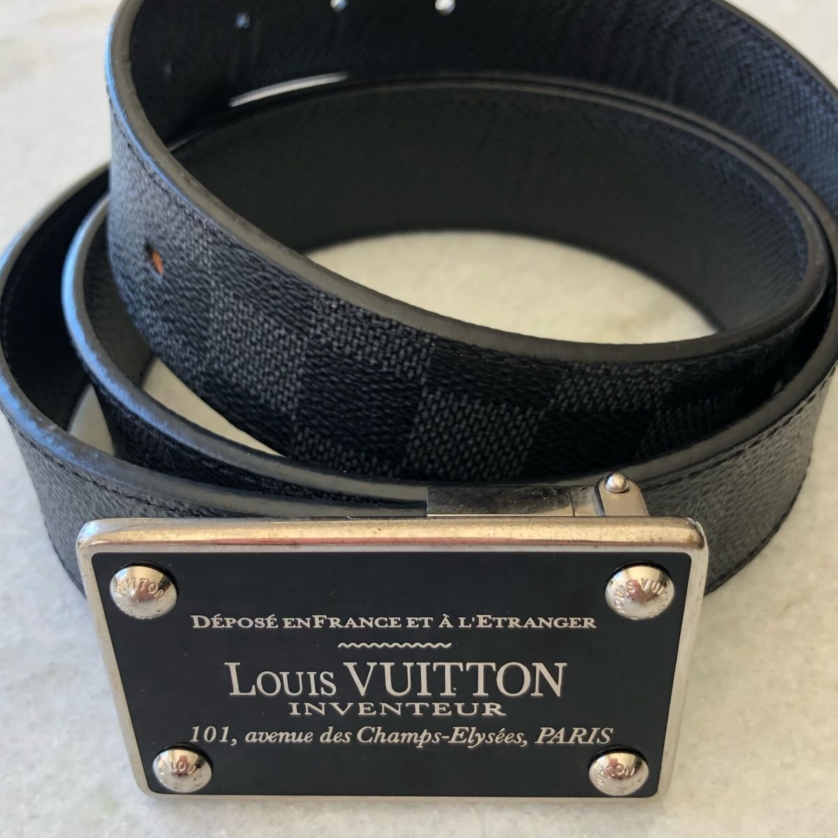 Cinto Louis Vuitton Original Xadrez com Fivela Dourada, Cinto Feminino Louis  Vuitton Nunca Usado 39352917