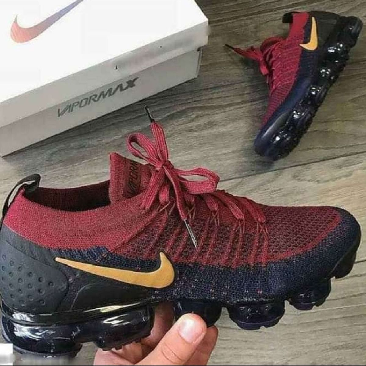 vapormax vermelho vinho