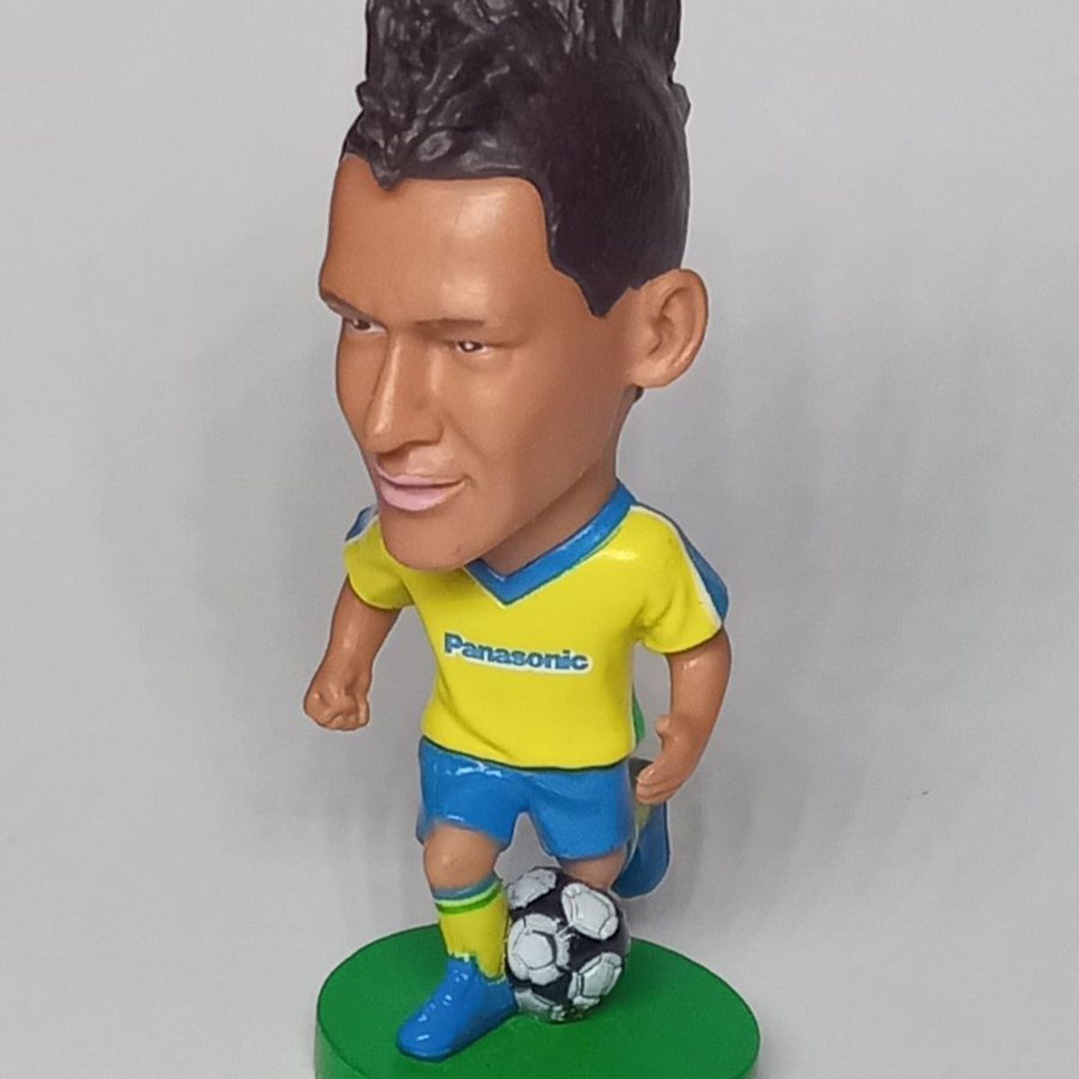 Brinquedo Boneco Mini Craques Soccerstarz Neymar Dtc - Colecionáveis -  Magazine Luiza