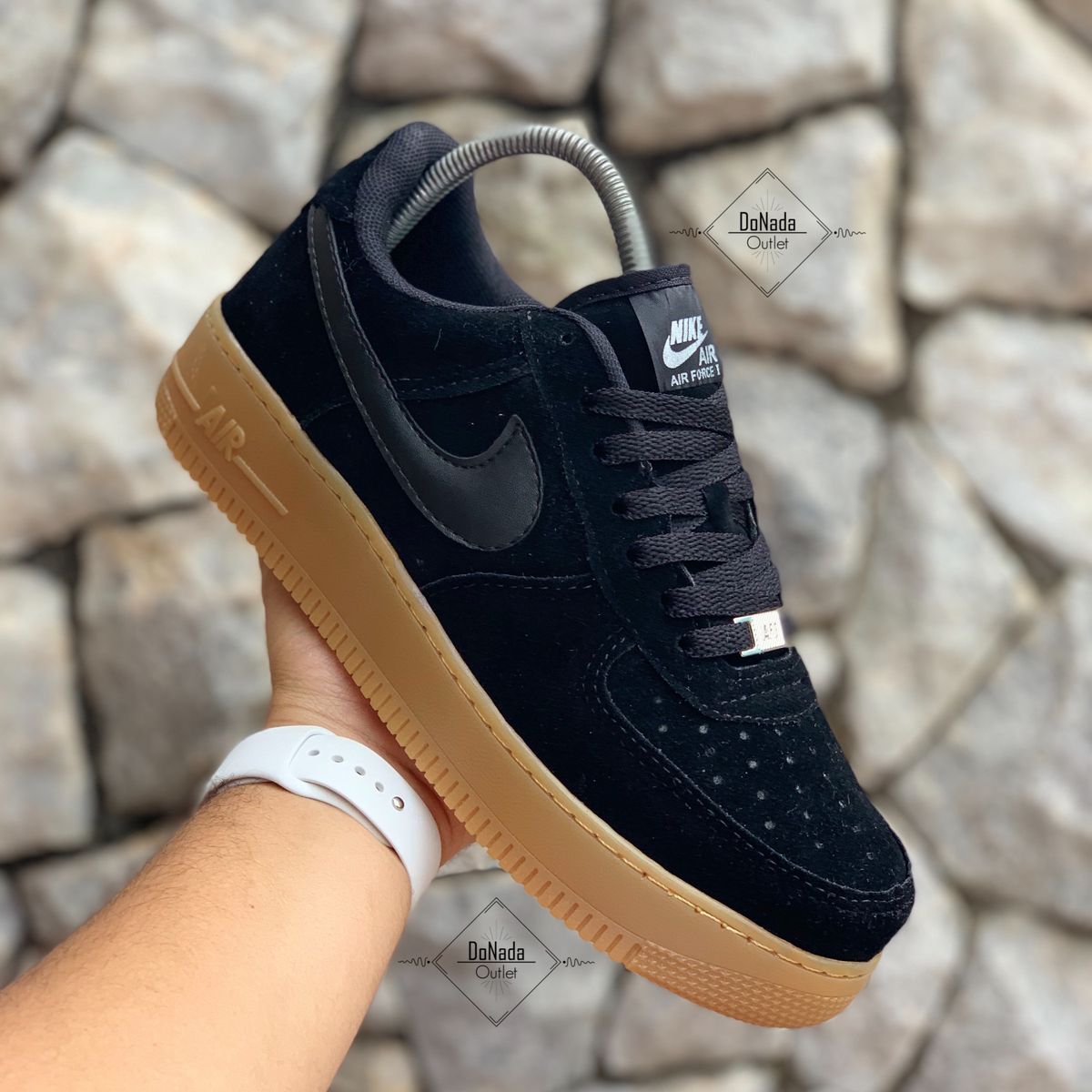 Nike air force 2025 1 preto e marrom