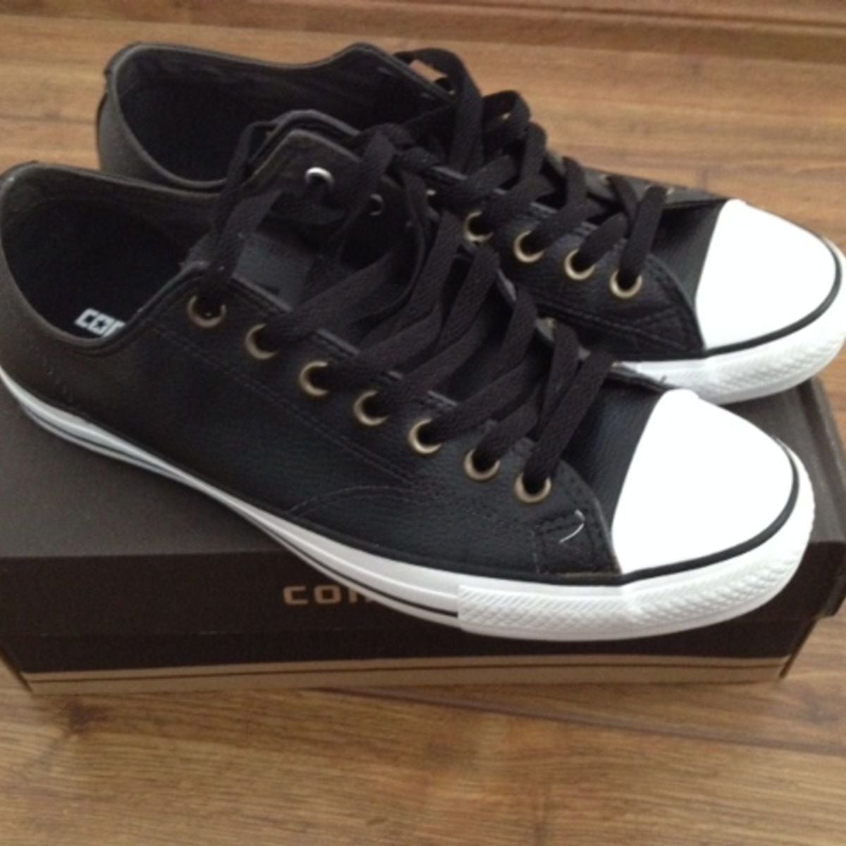 all star de couro laceia