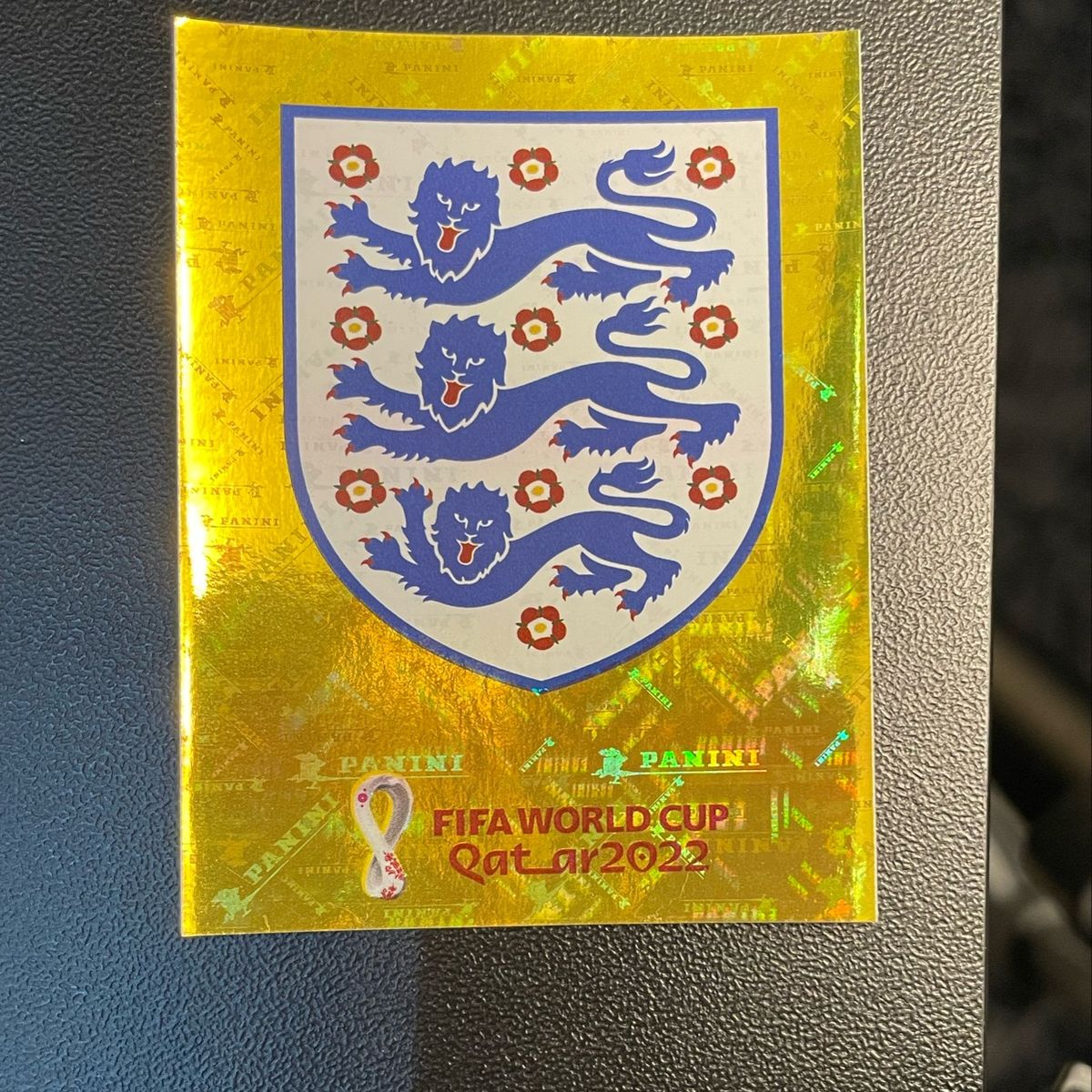 Figurinha Brasão Inglaterra Dourada Copa do Mundo 2022 - Eng 2 | Livro  Panini Nunca Usado 76267729 | enjoei
