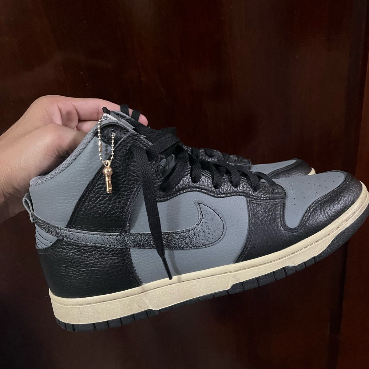 Tênis Nike Dunk Hi Retrô Prm 1 Emb Masculino | Tênis