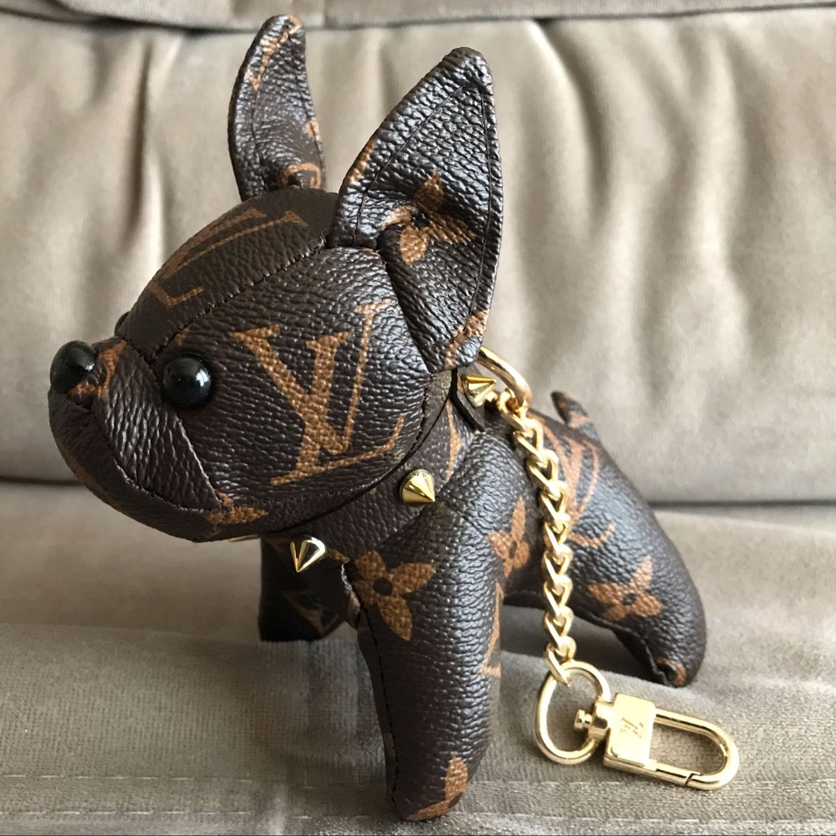 Chaveiro Louis Vuitton Bulldog - Marrom Lv - Cachorro | Produto Feminino  Louis Vuitton Nunca Usado 49218721 | enjoei