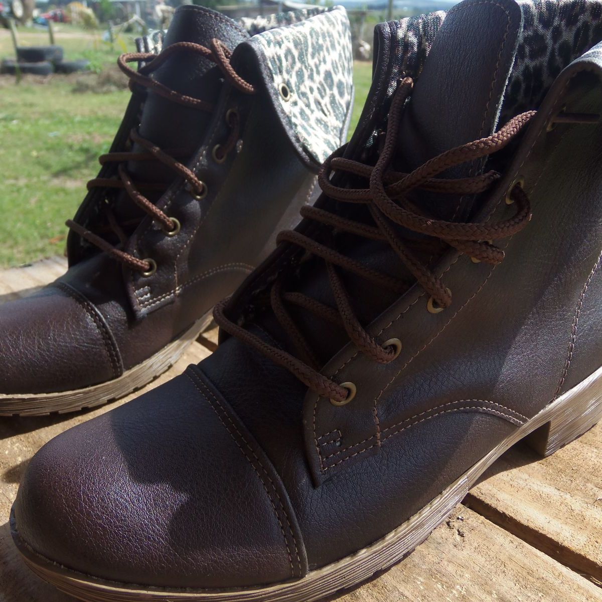 bota feminina para trabalho em obra