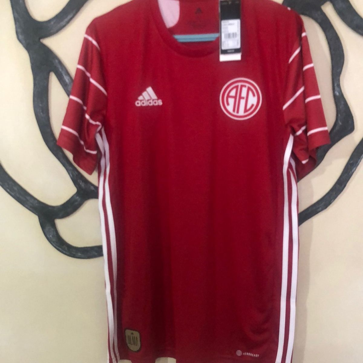 Camisas da adidas mercado 2024 livre