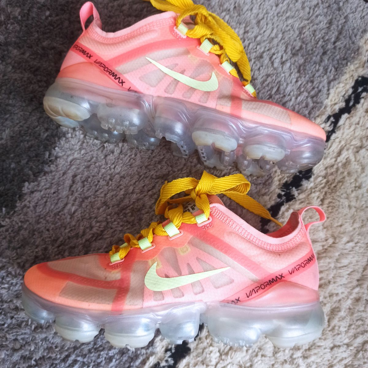 Vapormax 2024 pink tint