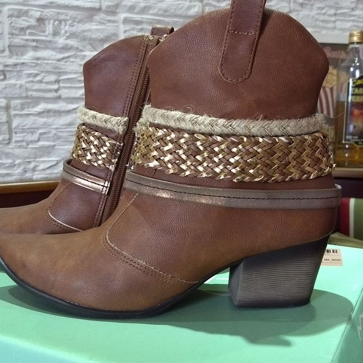 bota cano curto crysalis