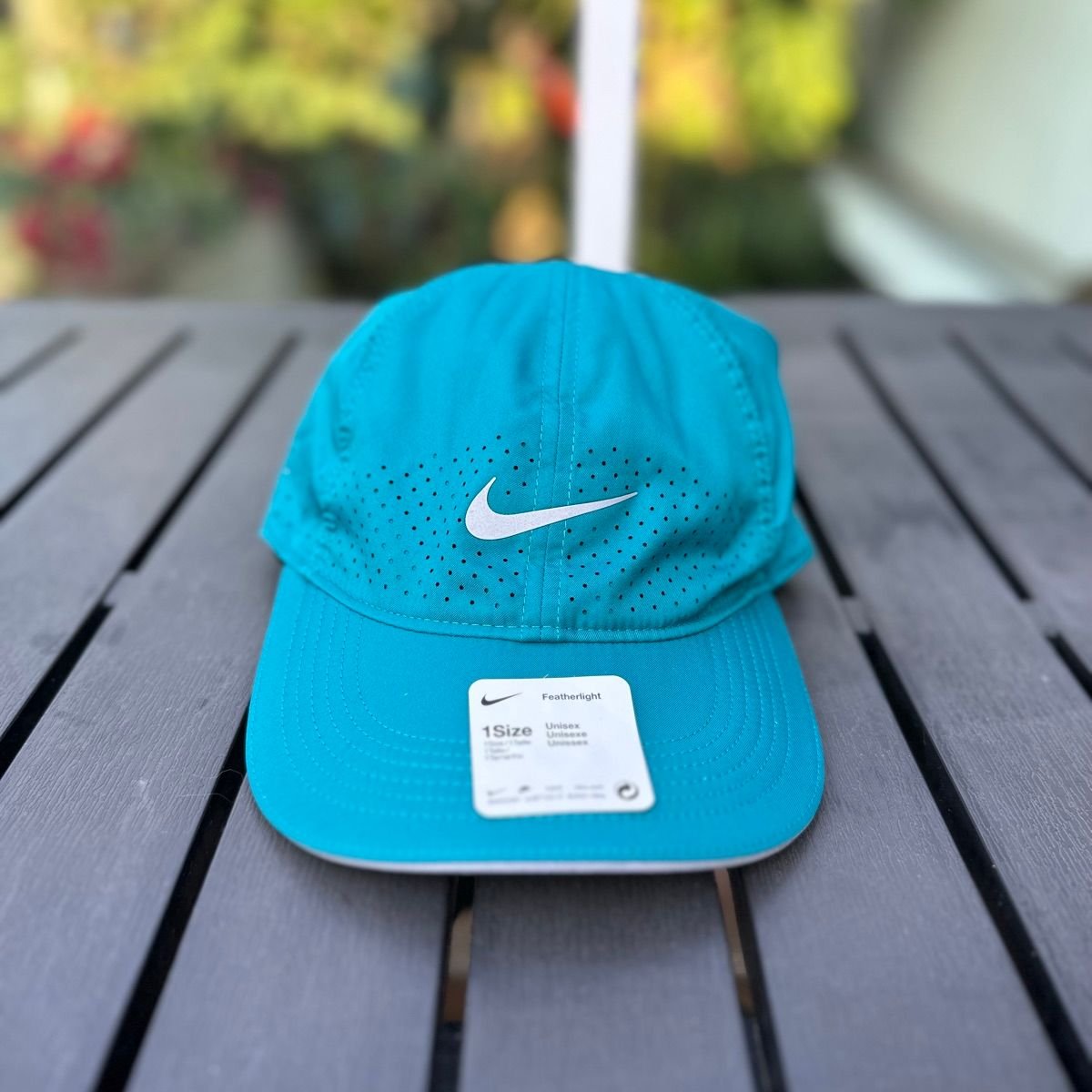 Nike Aerobill Featherlight Hat