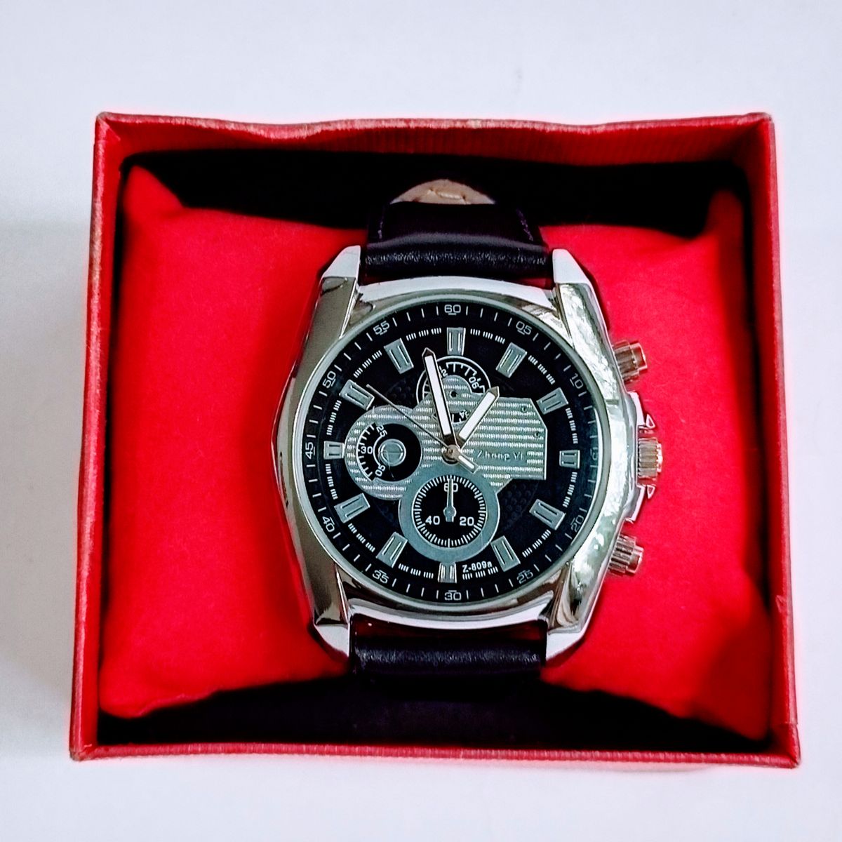 Relogio Zhong-Yi Z809a Silver Case Aço Quartzo Analógico de Pulso