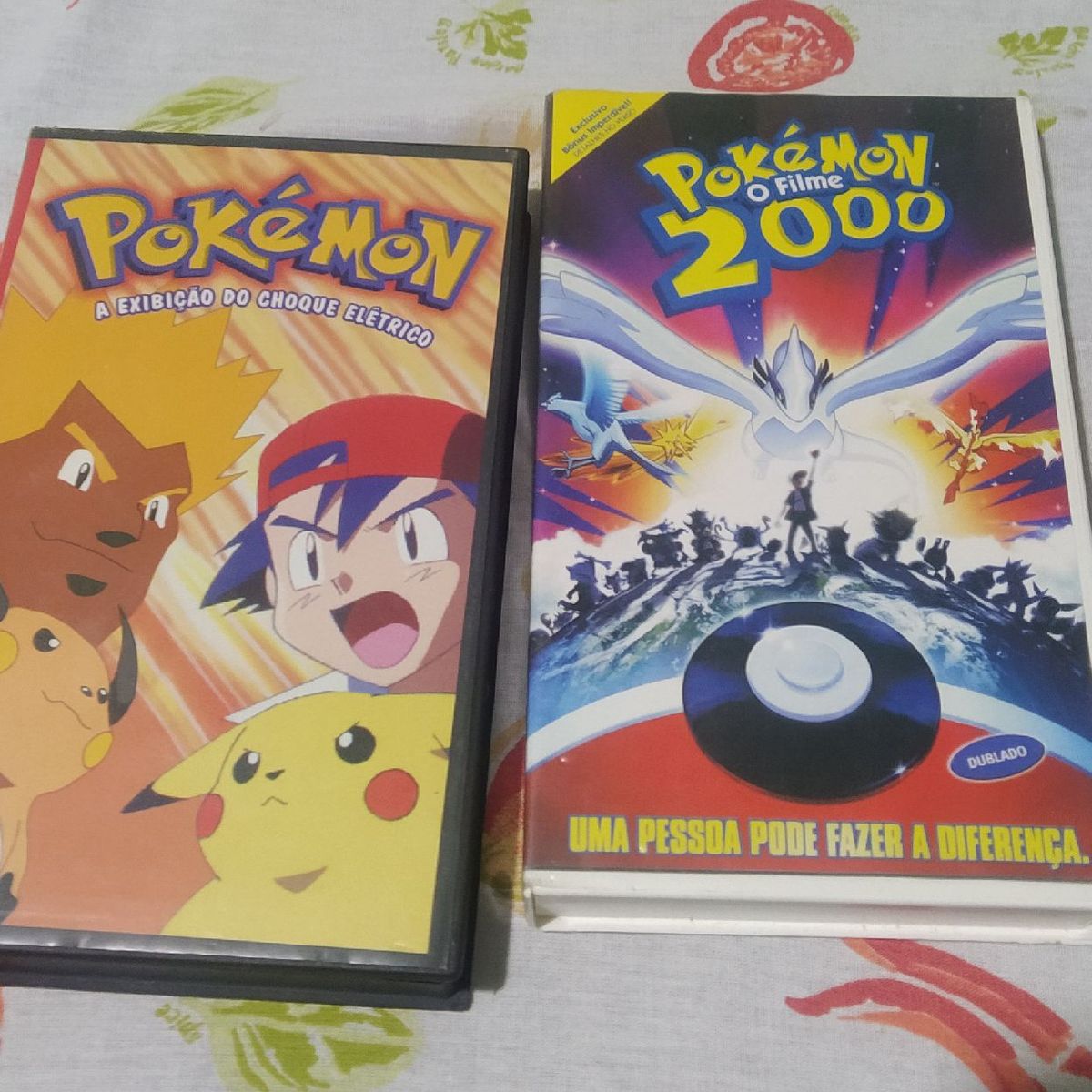 Na Antiguidades e Raridades tem Vhs Pokémon 2000 O filme Warner Bross,  livre na caixa, original, 101 minutos ok com melhor custo!