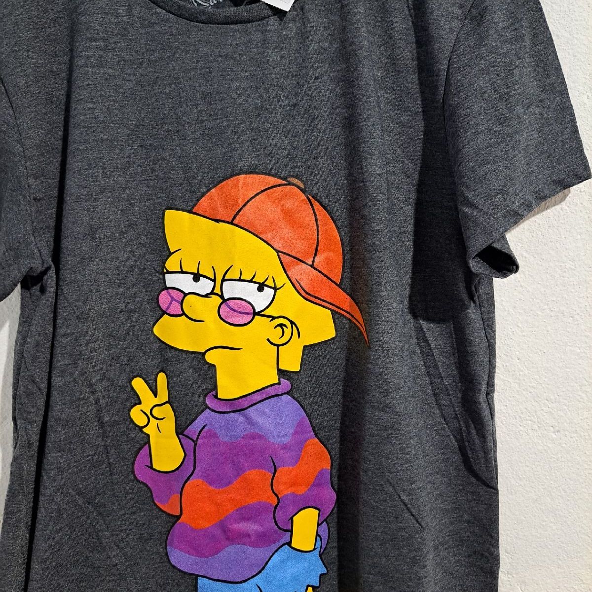 Camiseta Lisa Simpson Cinza Tamanho P