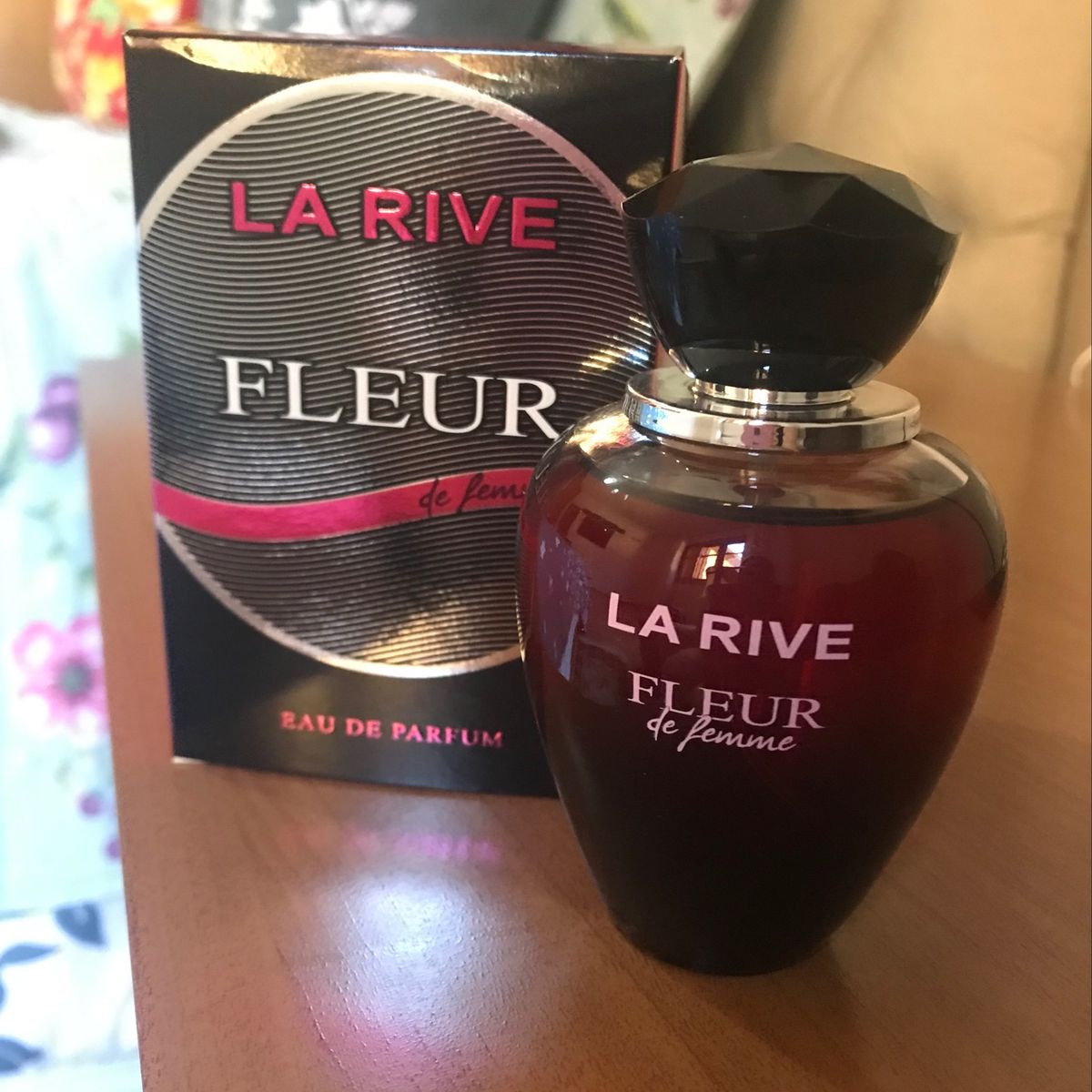 Perfume Fleur de Femme Perfume Feminino La Rive Nunca Usado