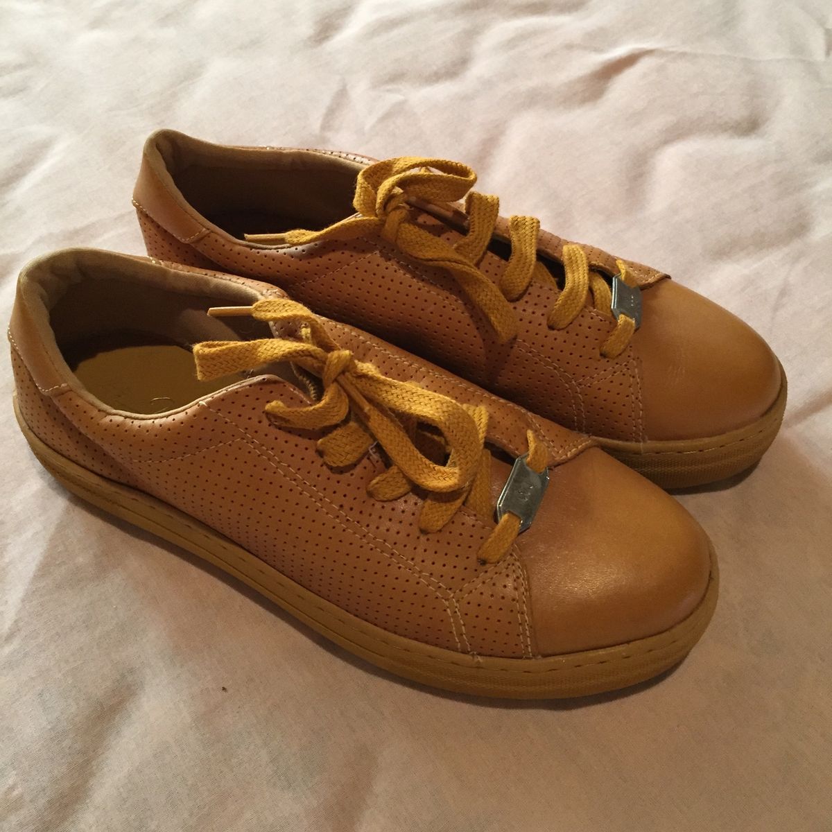 Tenis Wj Amarelo Tenis Feminino Wj Usado Enjoei
