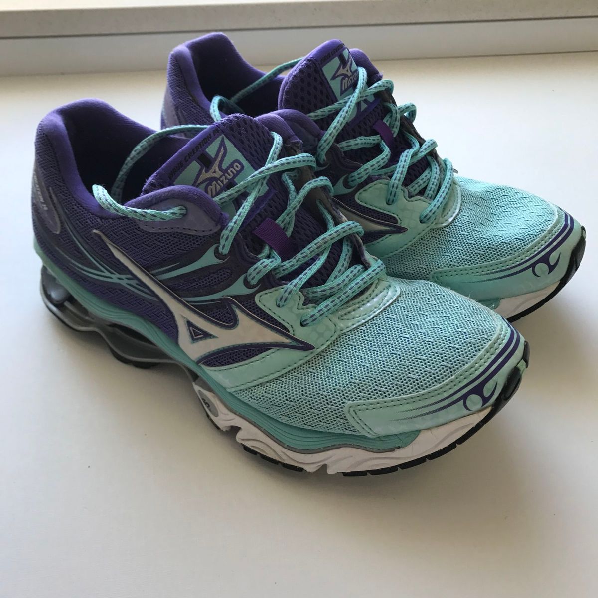 mizuno roxo e azul