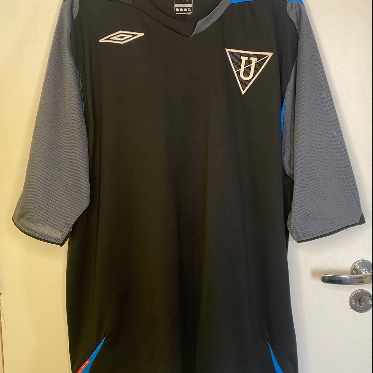 リガ・デ・キト エクアドル umbro ユニフォーム マンソ 2008 シャツ