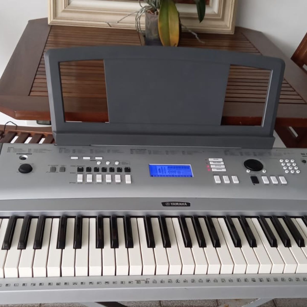 Teclado Yamaha Dgx-230, em Ótimo Estado, Funcionando Perfeitamente
