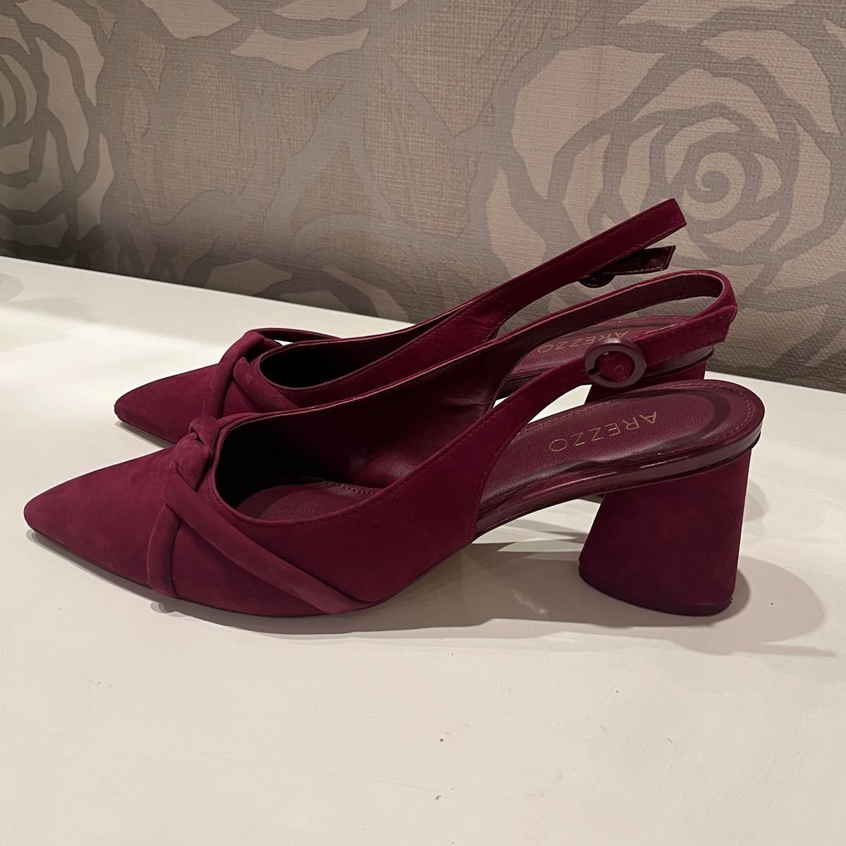 Scarpin Vinho Arezzo Sapato Feminino Arezzo Usado 89029918