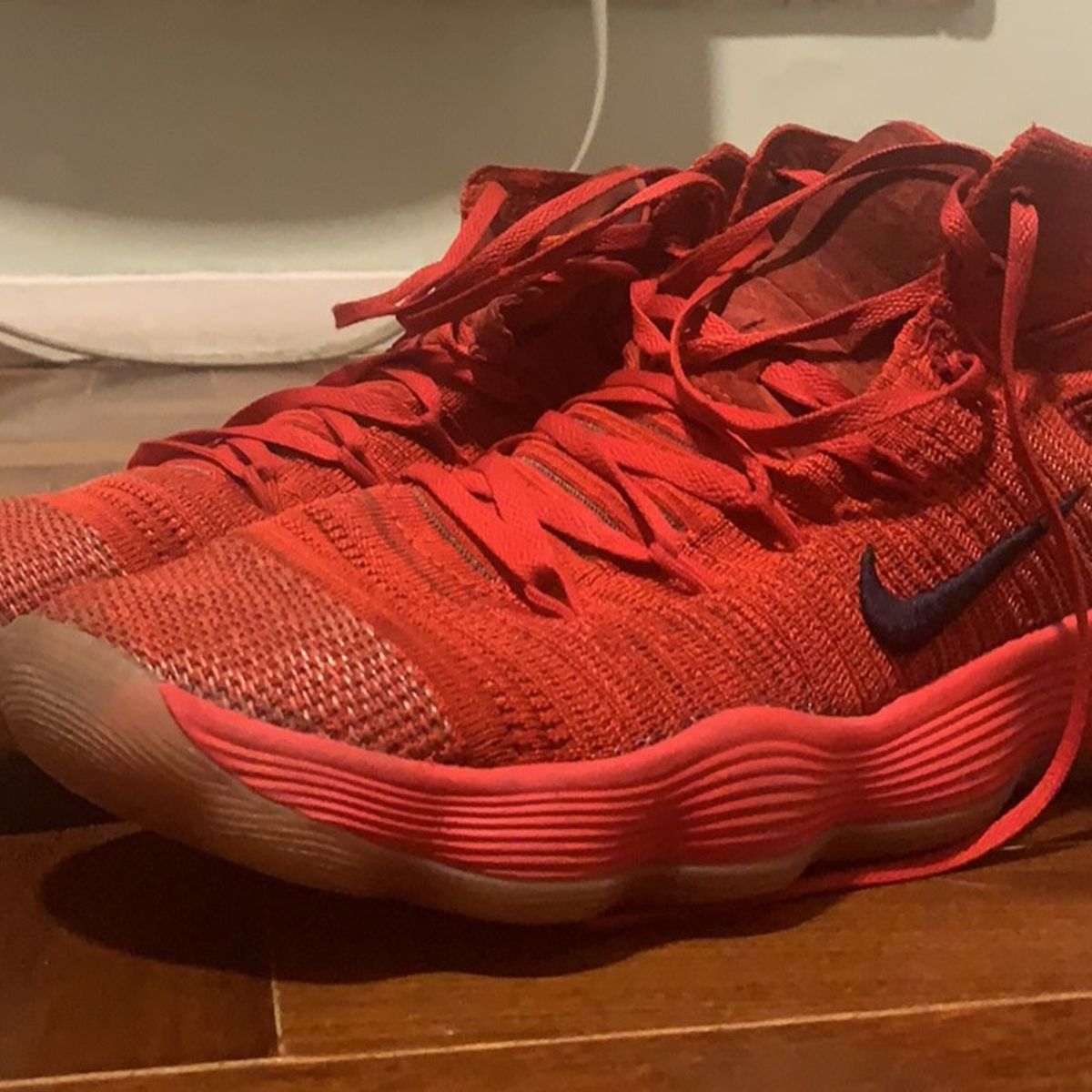 Nike hyperdunk hot sale 2017 flyknit red