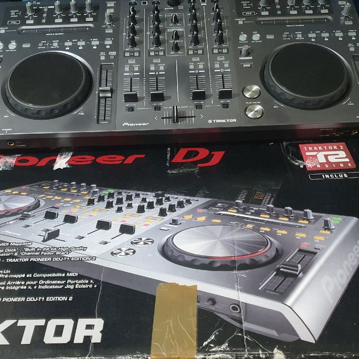 Controladora Dj Pioneer Ddj-T1 | Item Info & Eletro Pioneer Usado