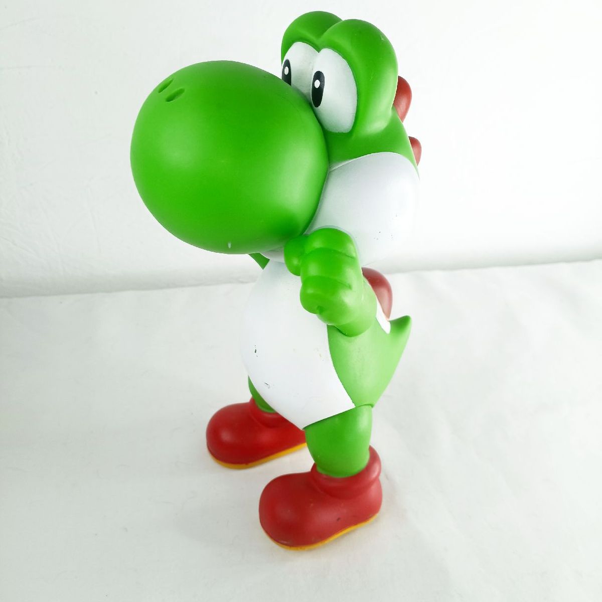 BONECO MARIO BROS VINIL - YOSHI