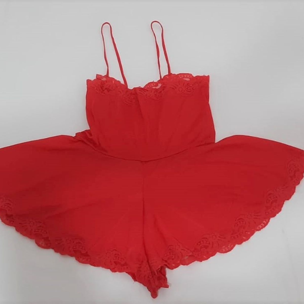 Babydoll em renda - Vermelho - Kiabi - 18.00€