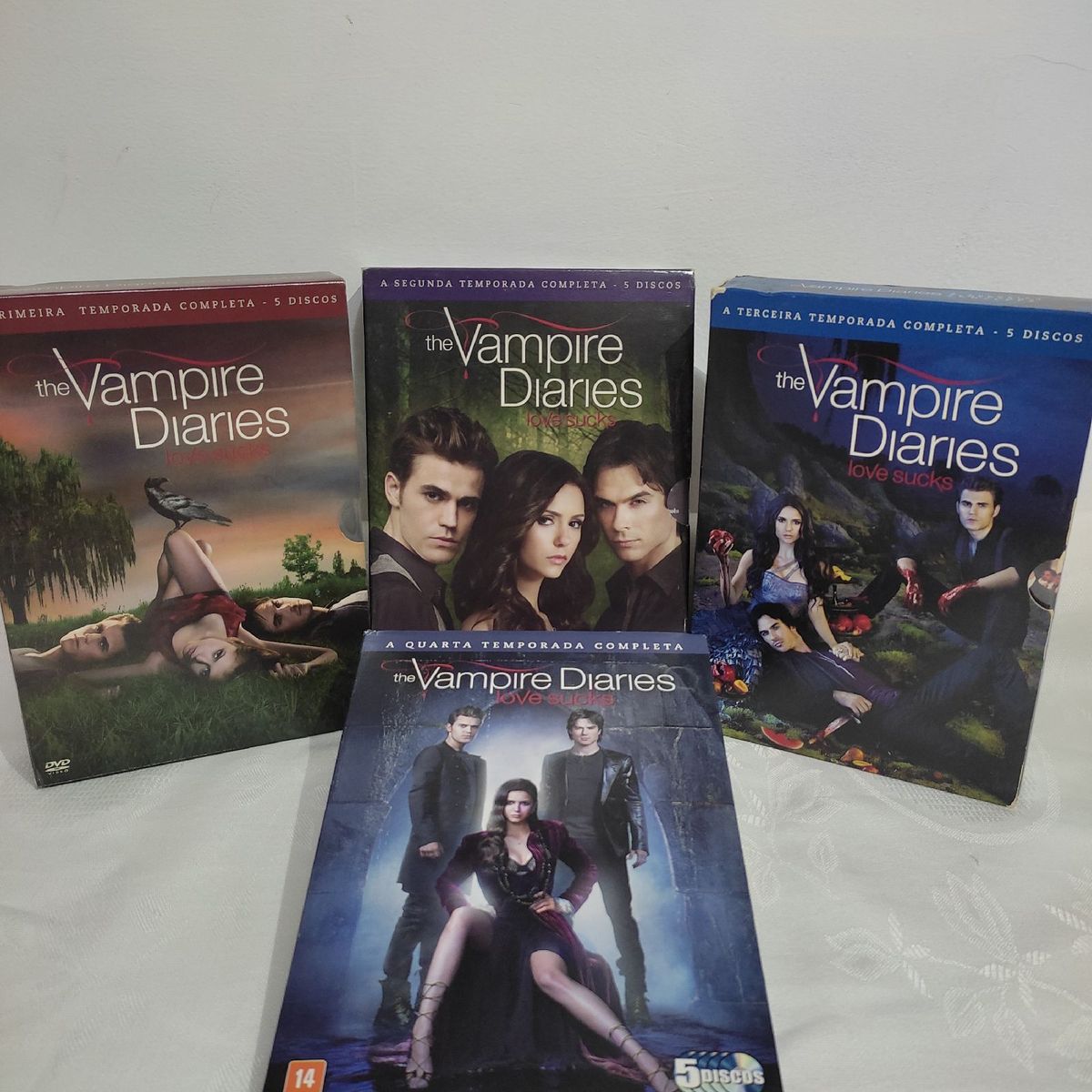 Box The Vampire Diaries 1, 2, 3, 4 e 5 Temporada (dvd Diários de Um  Vampiro) | Filme e Série Warner Bros Usado 86863642 | enjoei