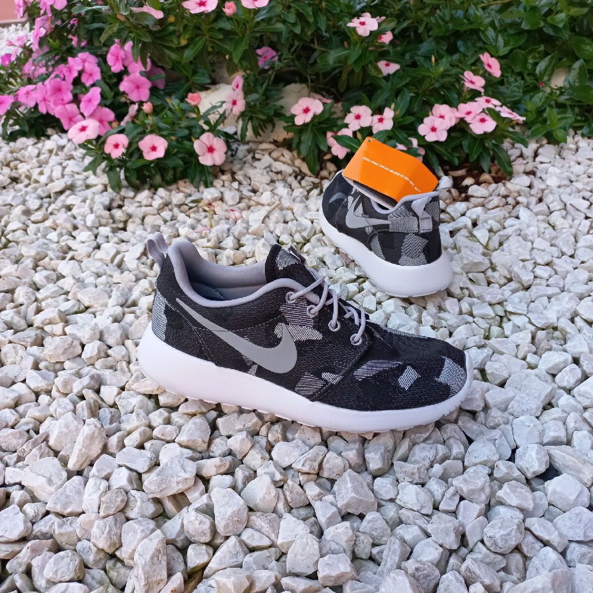 Nike roshe sales one donna scontate