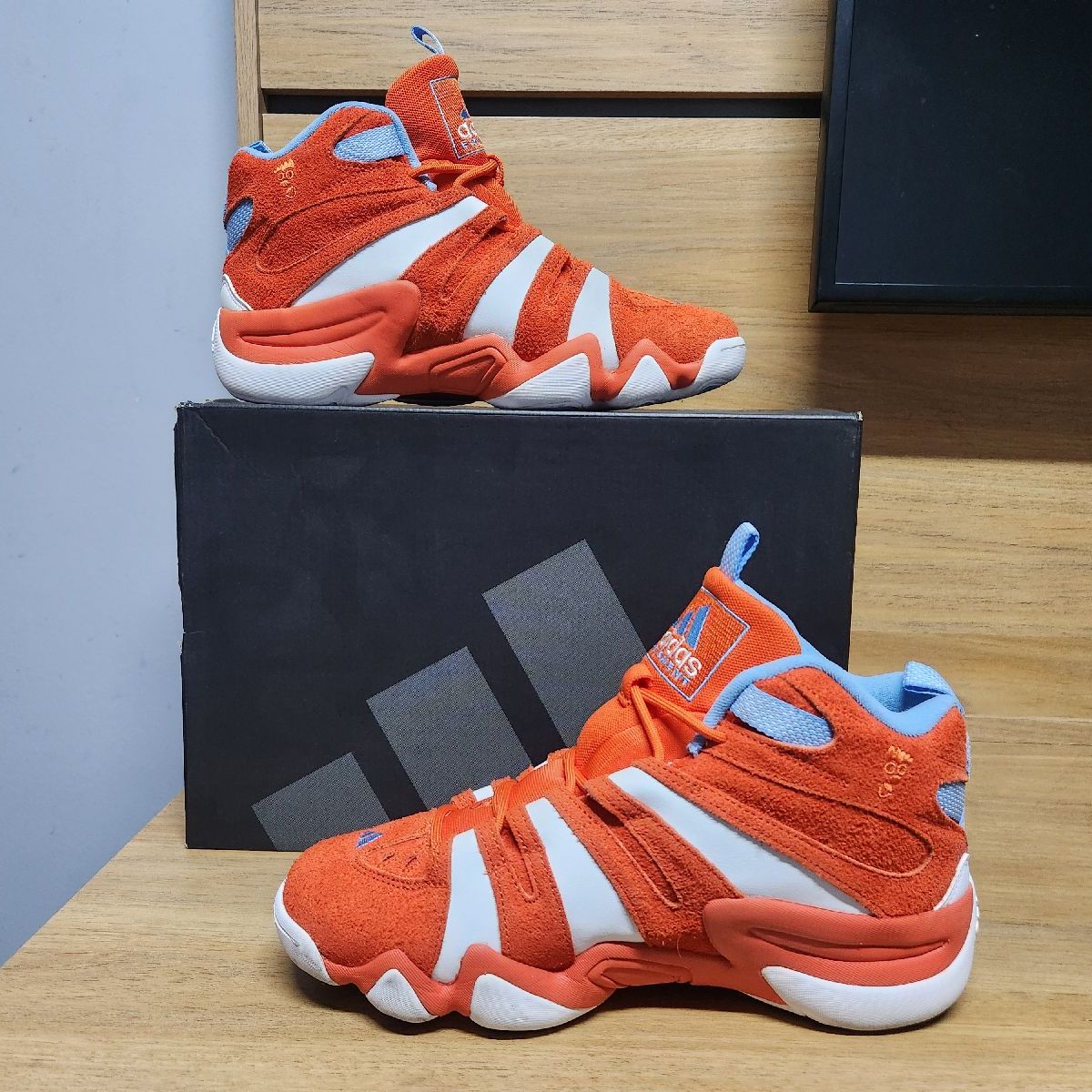 Kobe System 8 オレンジ/ブルー シューズ