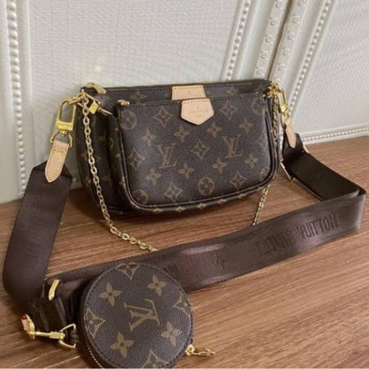 Multi Pochete Lv Alça Rosa | Bolsa de Ombro Feminina Louis Vuitton Nunca  Usado 37616149 | enjoei