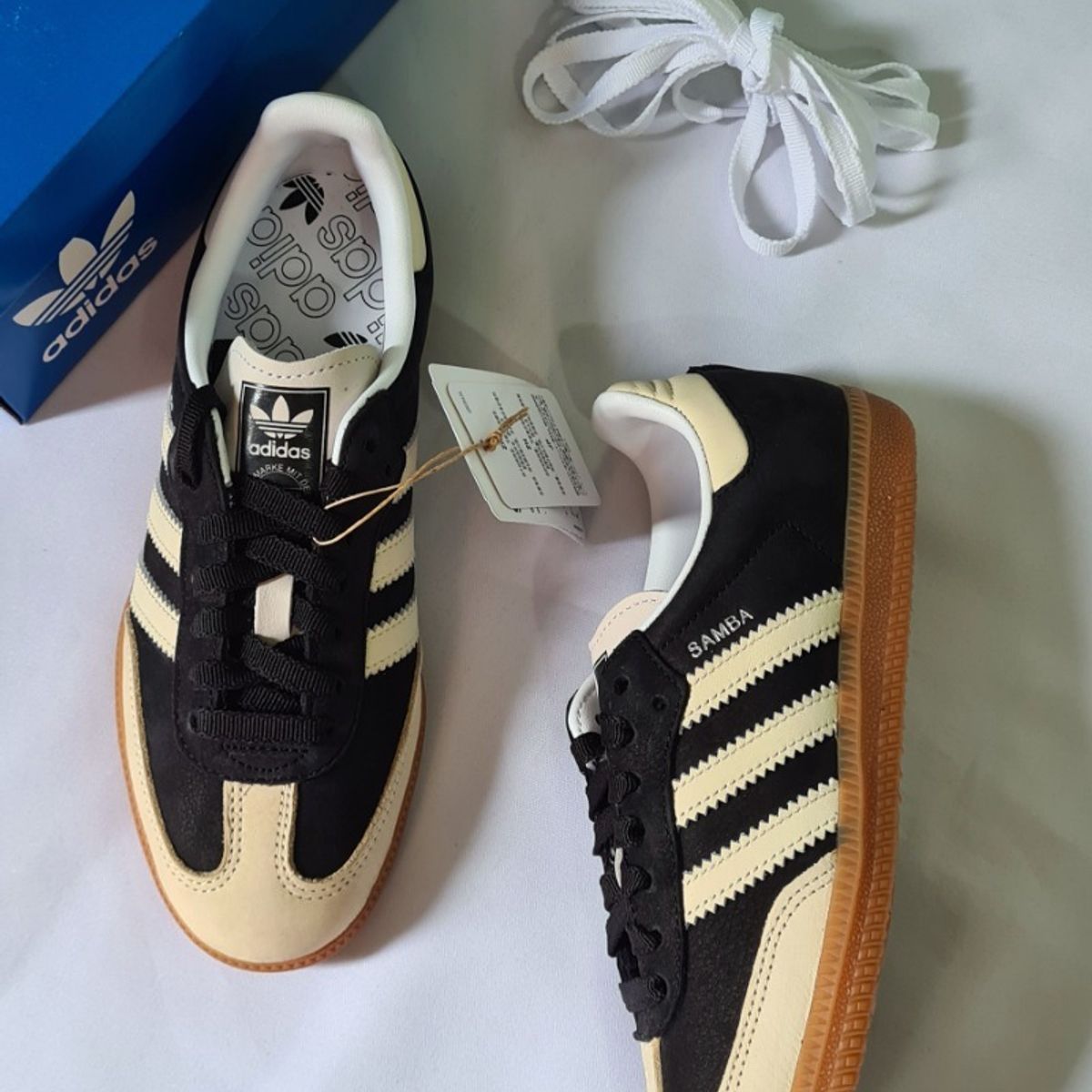 Adidas universal outlet split