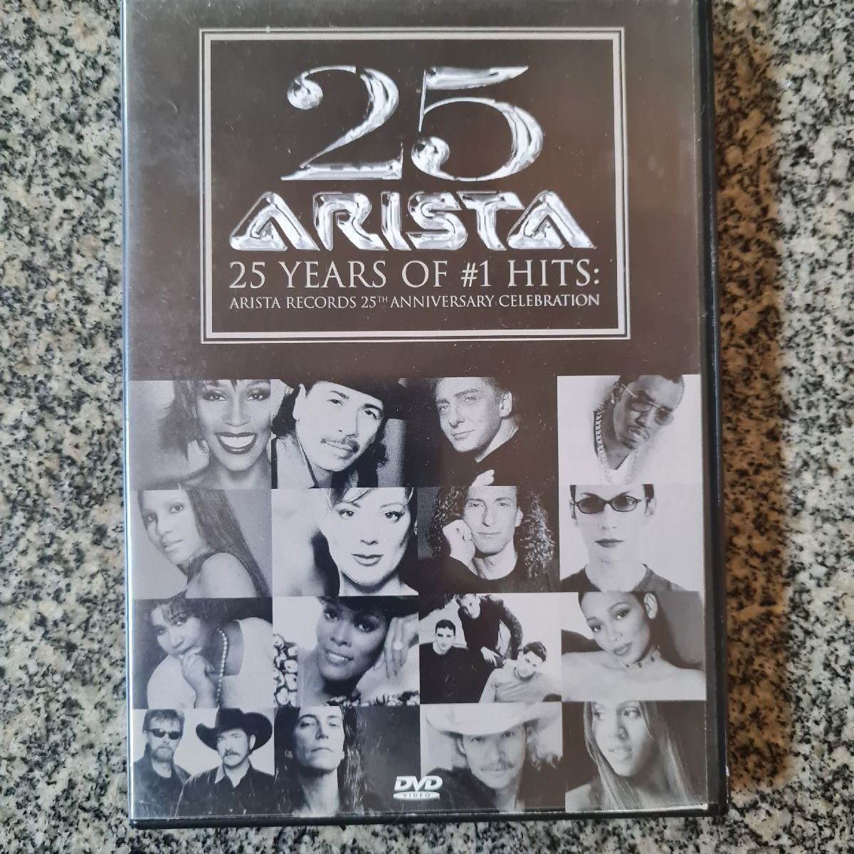 Dvd Arista Records 25 Anos | Item de Música Dvd Arista Usado 
