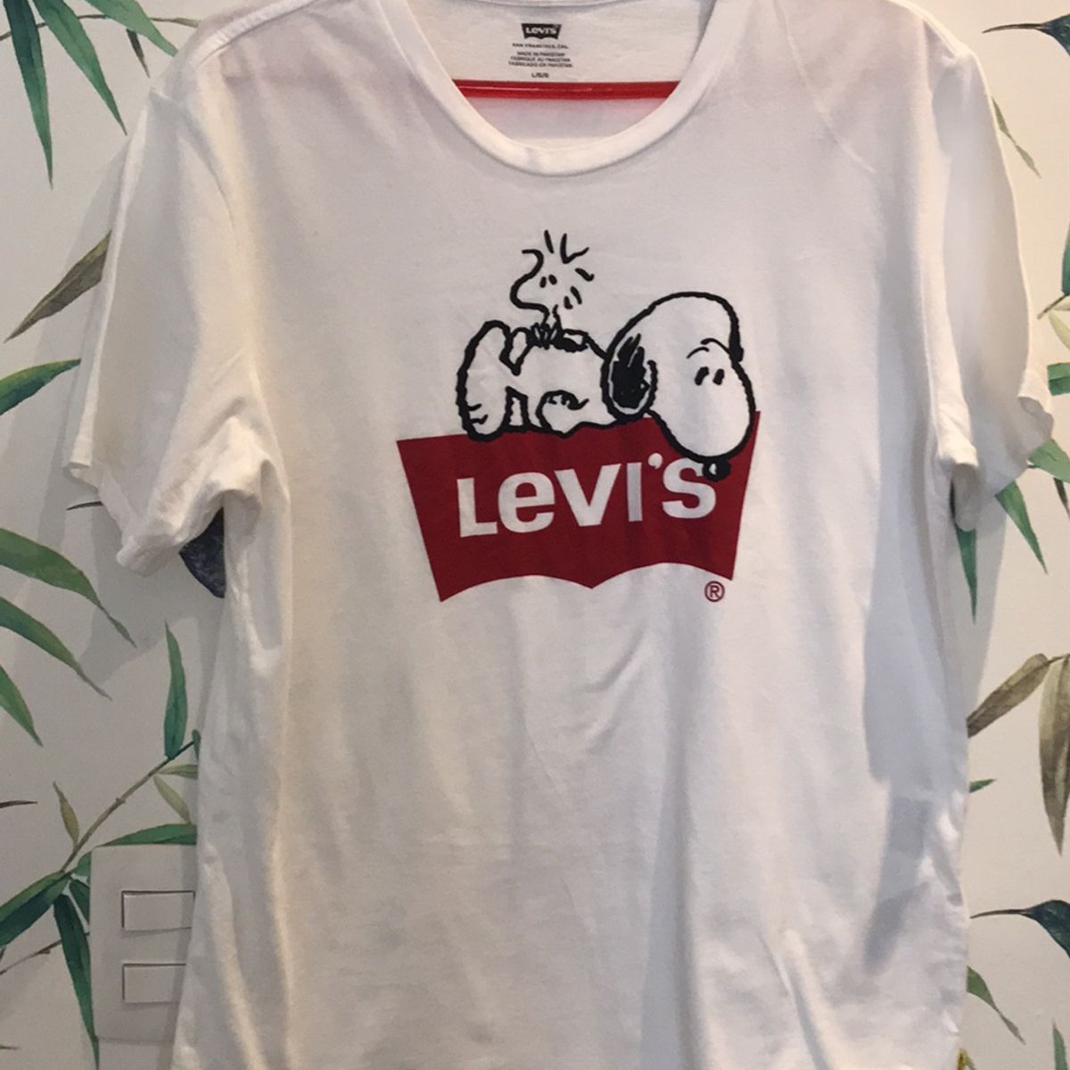 Camiseta levis cheap con snoopy