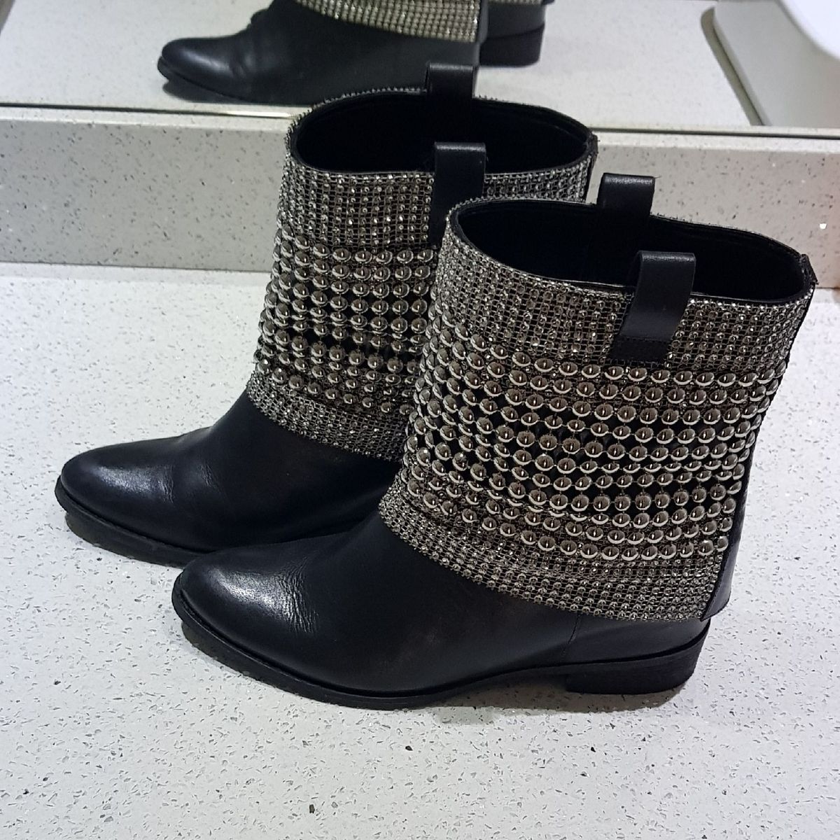 bota malha metal schutz