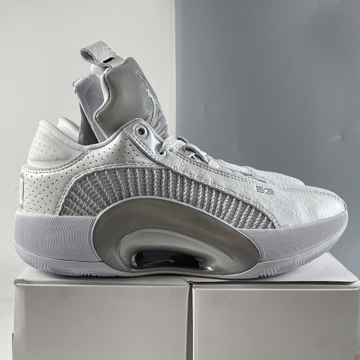 シューズ(男性用) AIR JORDAN XXXV LOW Q54 Tênis Nike Air Jordan Xxxv Low Basquete Nba Masculino Original