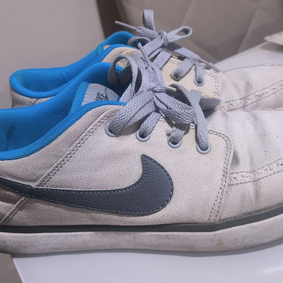 Nike suketo hot sale cinza