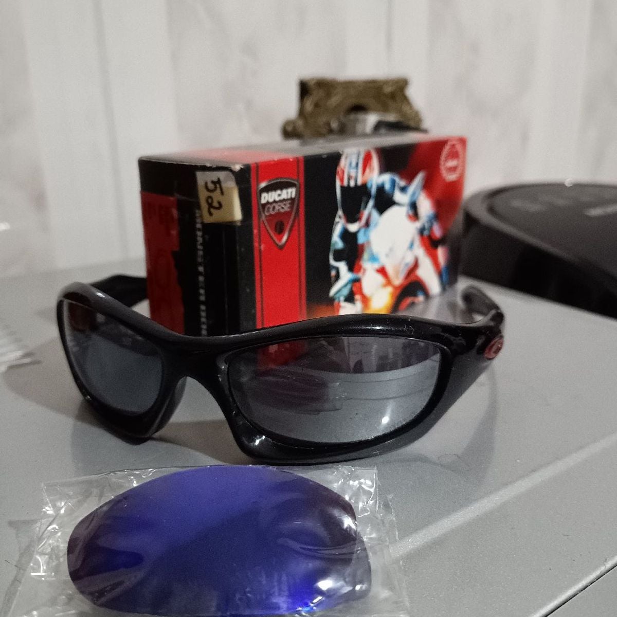 Oakley Monster Dog Ducati | Oakley Usado 96802185 | enjoei