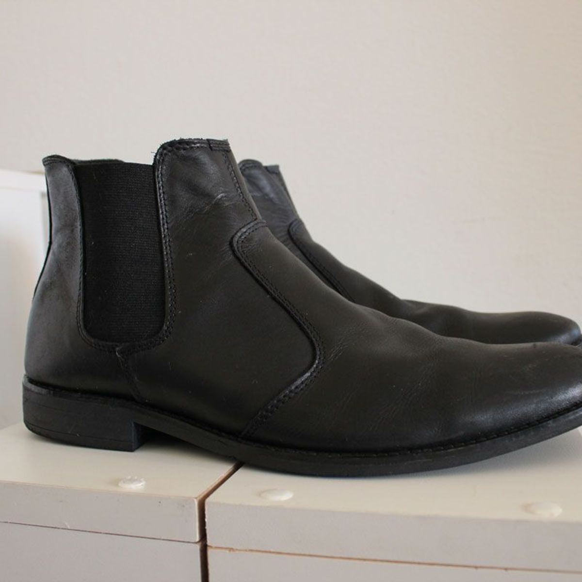 look bota cano curto preta