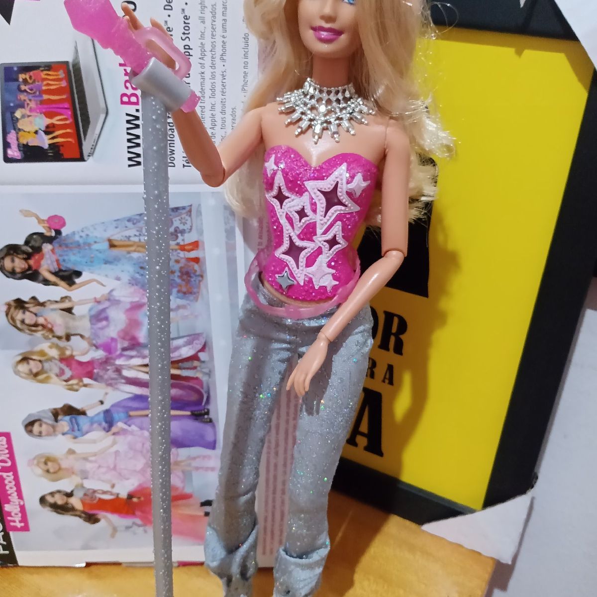 Barbie Fashionista Hollywood Divas Glam e Barbie Quero Ser Rockstar, Brinquedo Barbie Usado 89462669