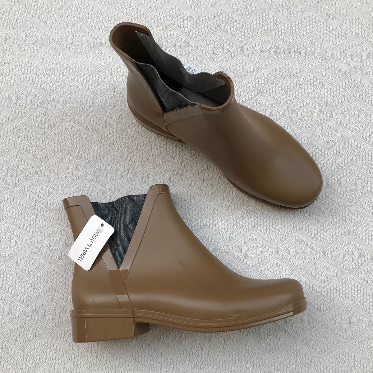 Bota terra e agua hot sale londres