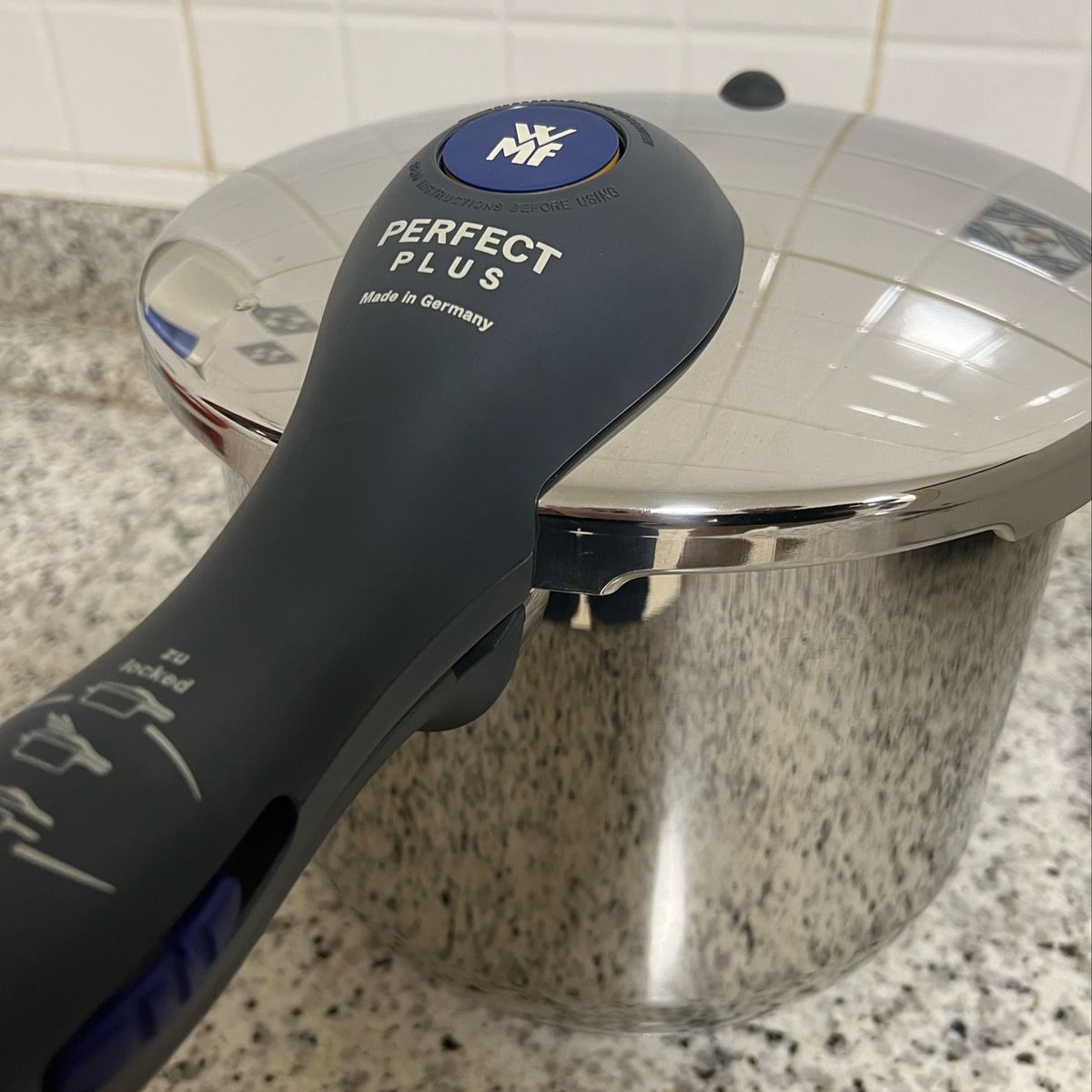 Panela de Pressão Perfect Plus em Aço Inox 4,5 Litros WMF