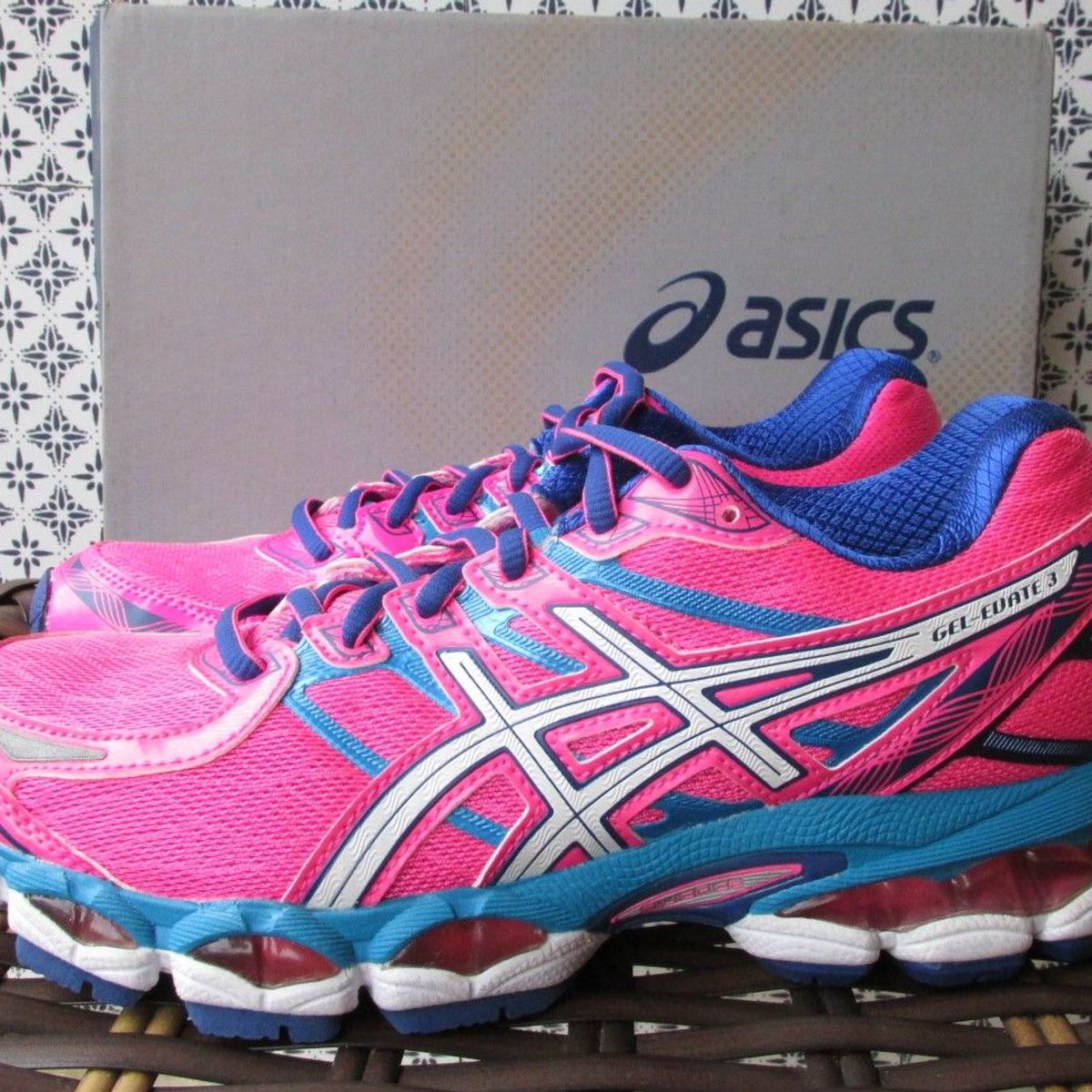 asics evate 3