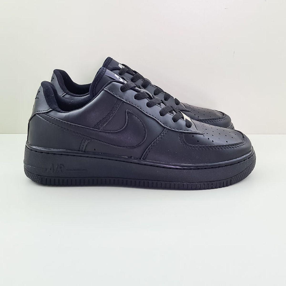 Tenis de sales marca preto