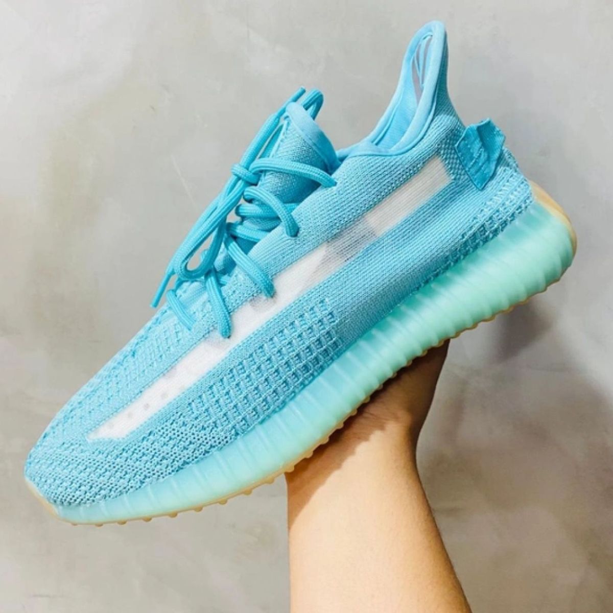 Yeezy verde menta hot sale