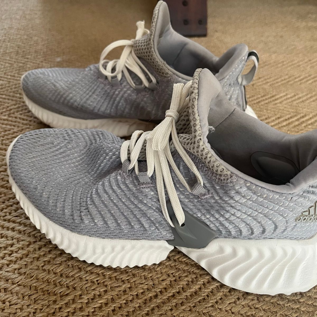 Adidas alphabounce brasil 2025