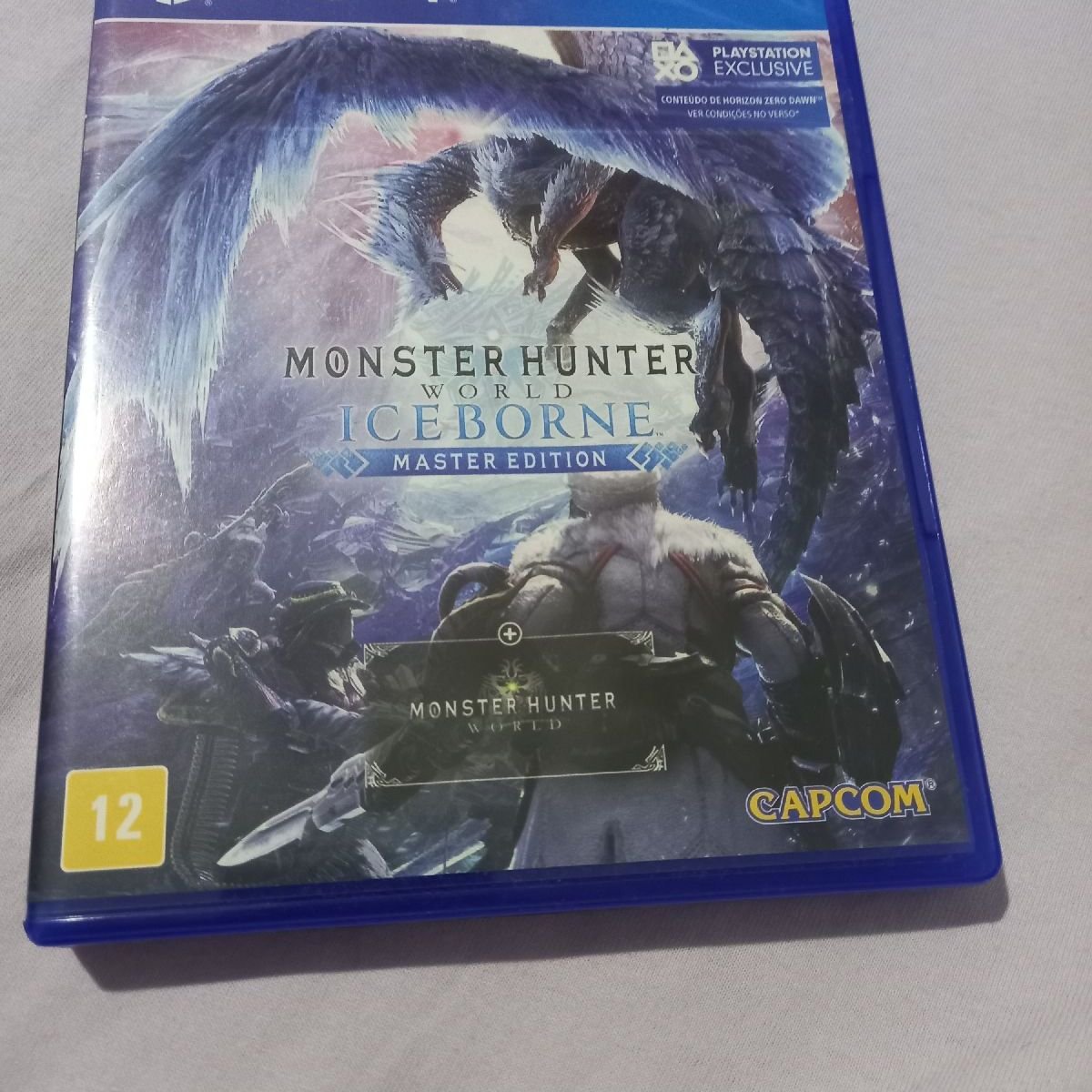 Monster Hunter World terá conteúdo de Horizon Zero Dawn no PS4