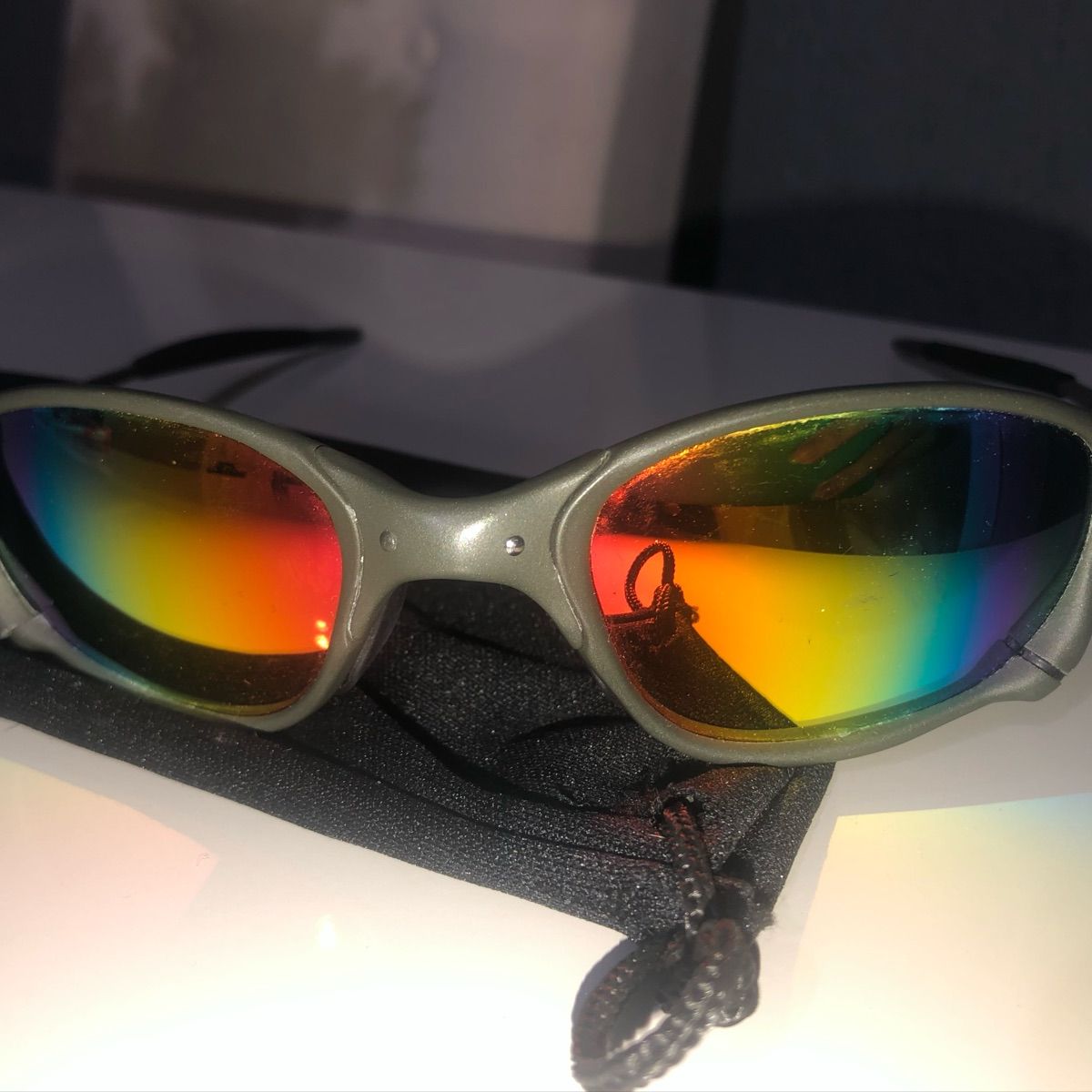 Óculos de Sol Oakley Juliet Arco-Íris Lente Polarizada em Metal, Óculos  Feminino Oakley Nunca Usado 40393200