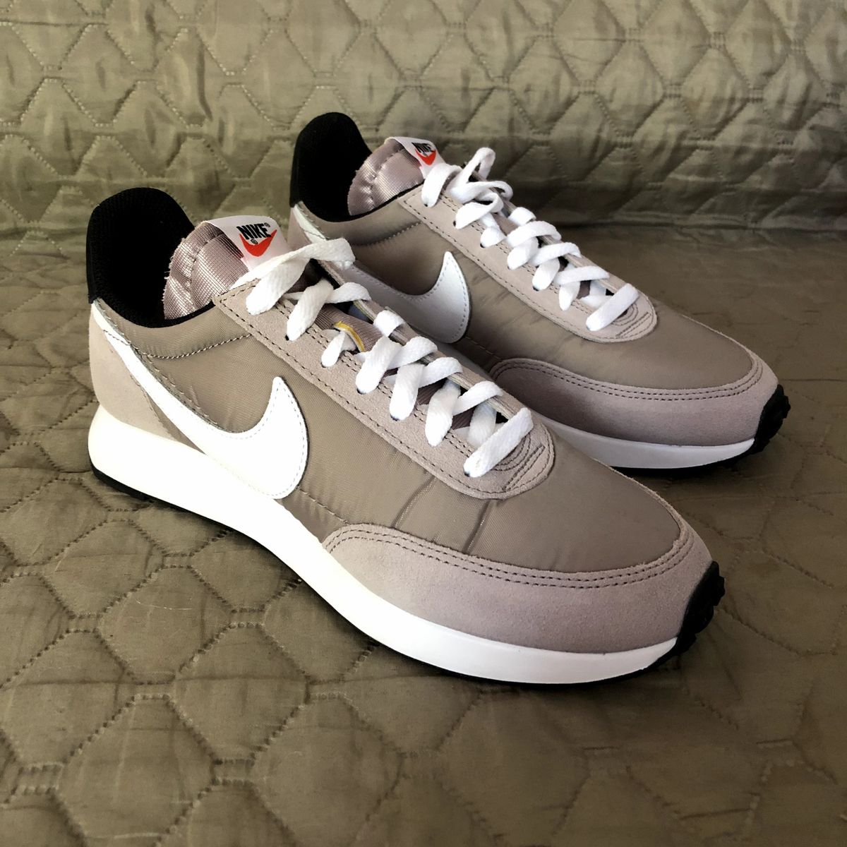 Nike tailwind store 79 women's