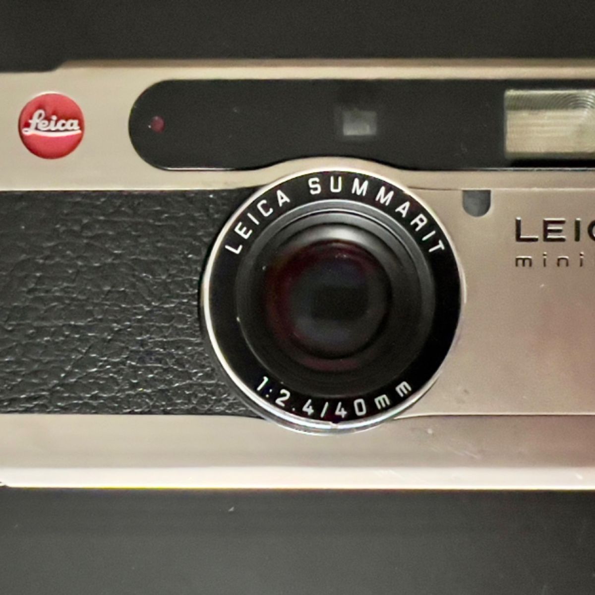 Leica Minilux, 40mm F/2.4 Titânio com Databack | Leica Usado